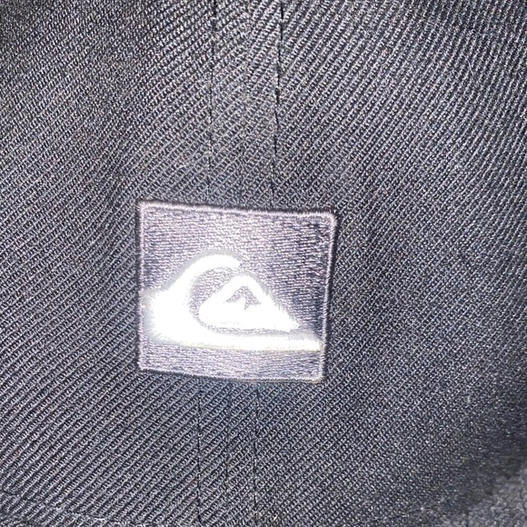 Quicksilver 59FIFTY fitted hat. 7 1/8. NWT - Picture 3 of 4